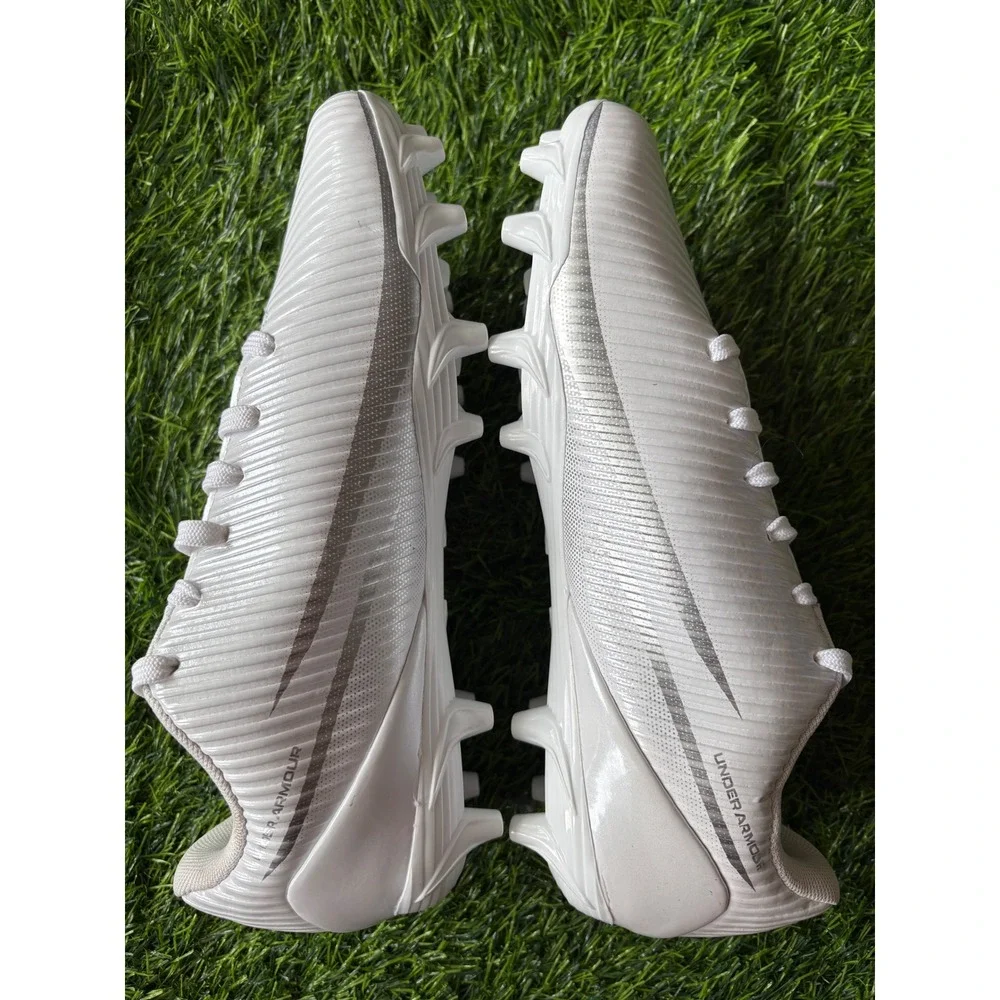 Under Armour Size 6Y Blur Select Low MC White Silver Football Cleats 3028233-104